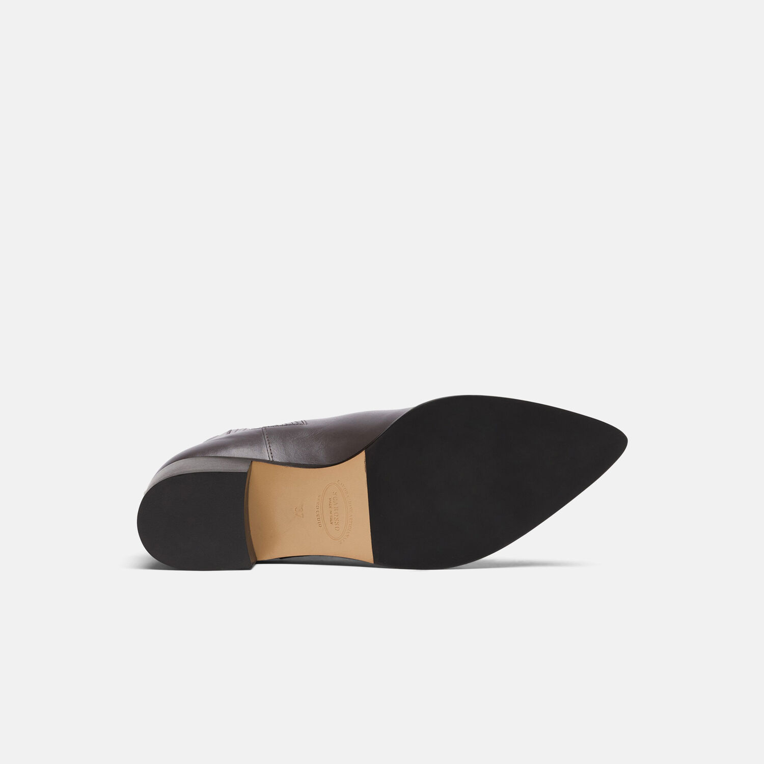 Shop Scarosso Olivia Marrone In Brown - Calf