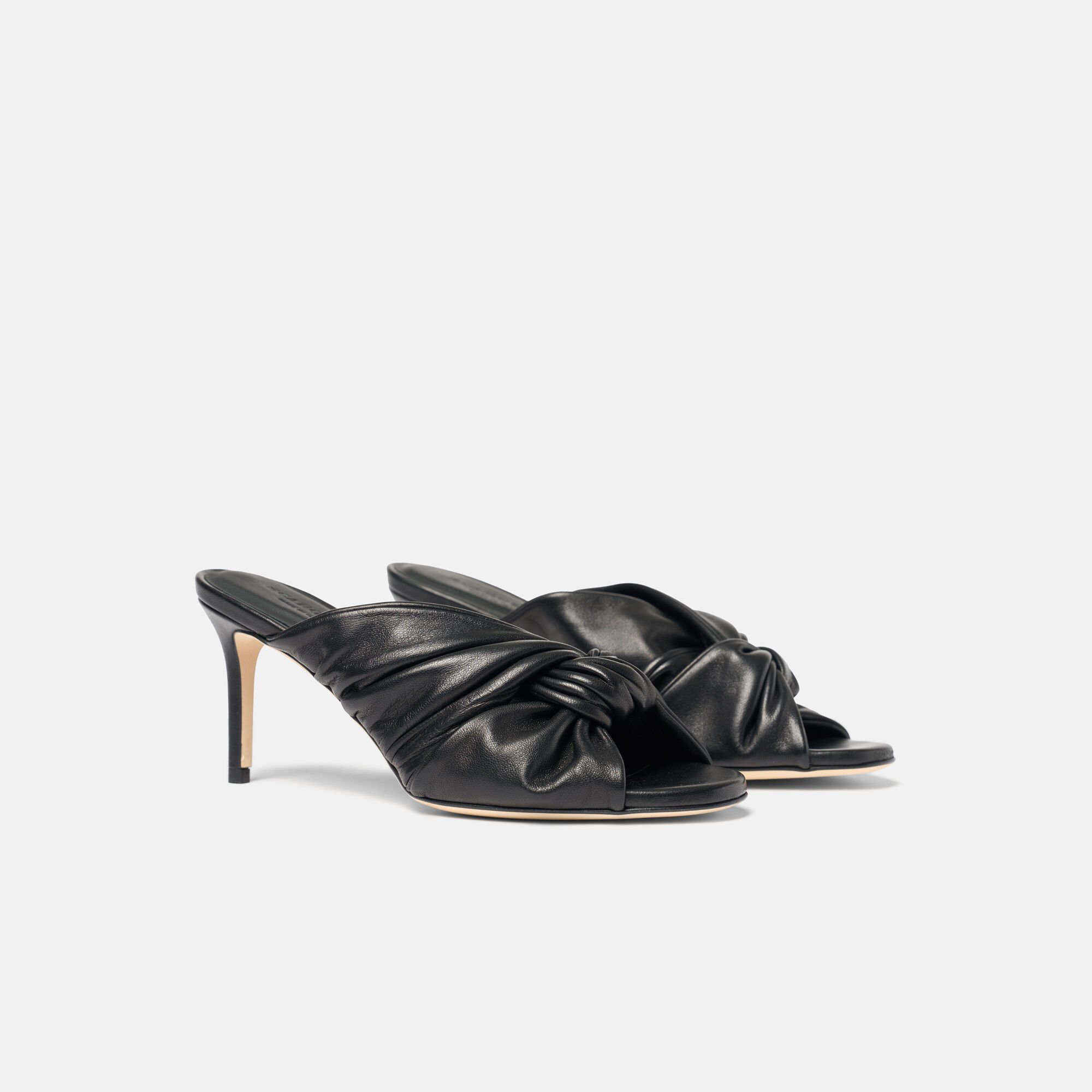 Kiki Black Scarosso: Black - Calf KIKISAND