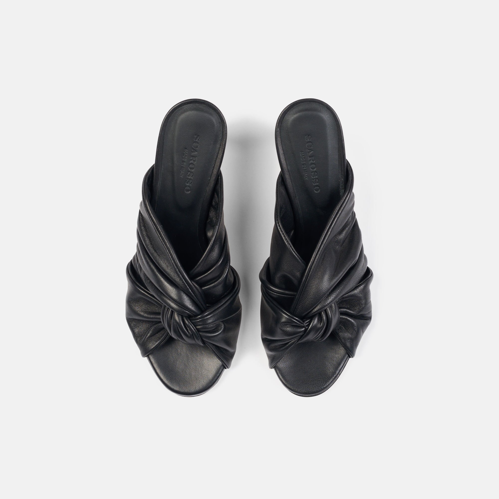 Kiki Black Scarosso: Black - Calf KIKISAND