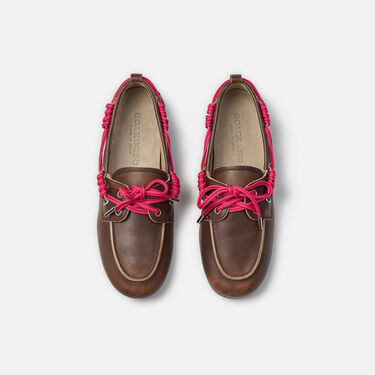 Avery Brown Charm Scarosso: Brown - Calf AVERYBOAT