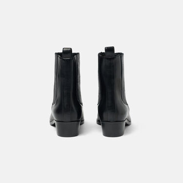 Olivia Black Scarosso: Black - Calf OLIVIARCHEL