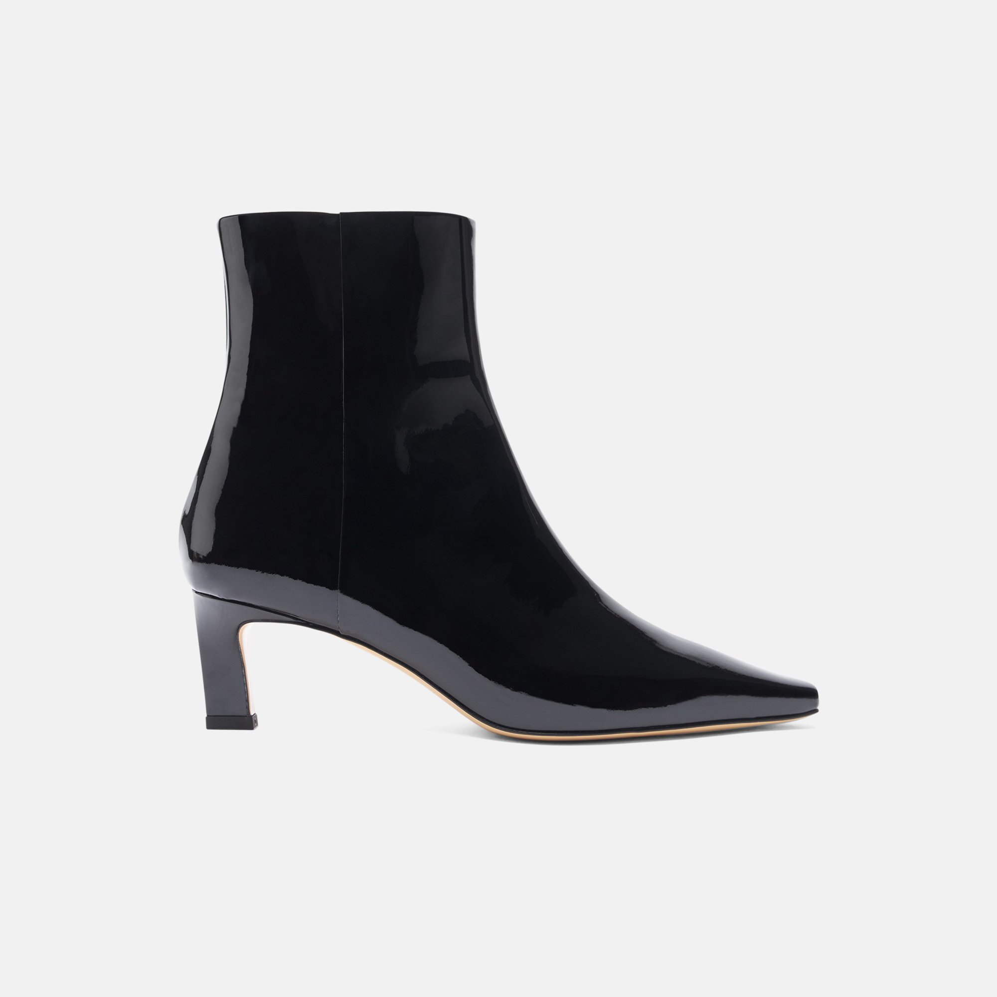 ショートブーツ・ブーティ SCAROSSO FW23 Kitty Black (KITTYANKLBLACALF) Kitty Black Patent Last Chance for Women | Scarosso®