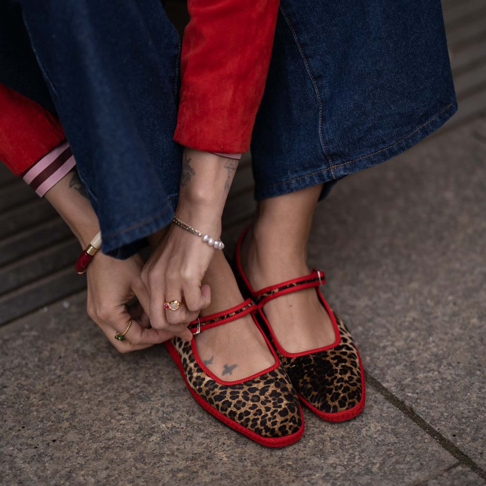Scarosso Petra Velvet Slippers In Leo - Velvet
