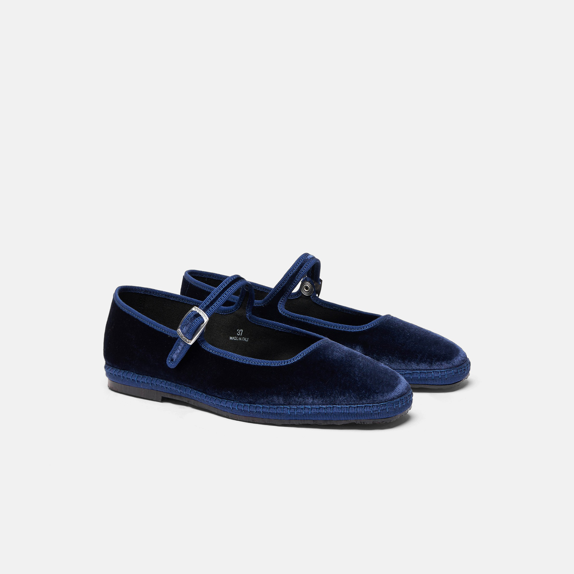 Scarosso Petra Velvet Ballerina Shoes In Blue